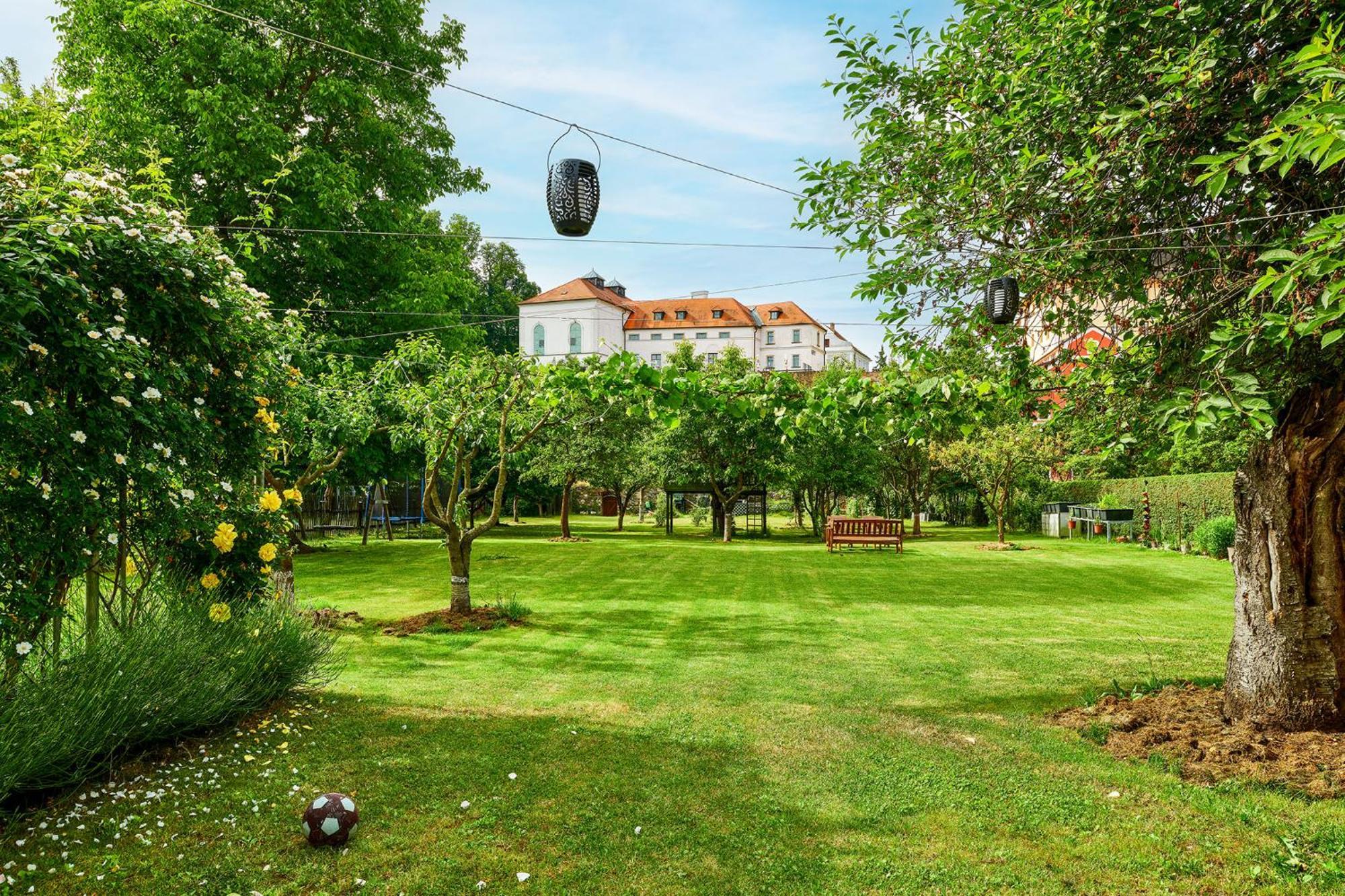 Orangerie By Kh Hotel Český Krumlov Kültér fotó